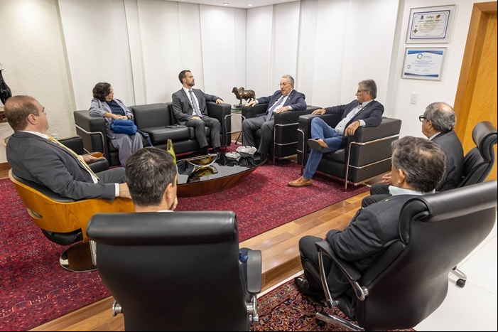 Eduardo Leite esteve na sede da CNA, em Brasília