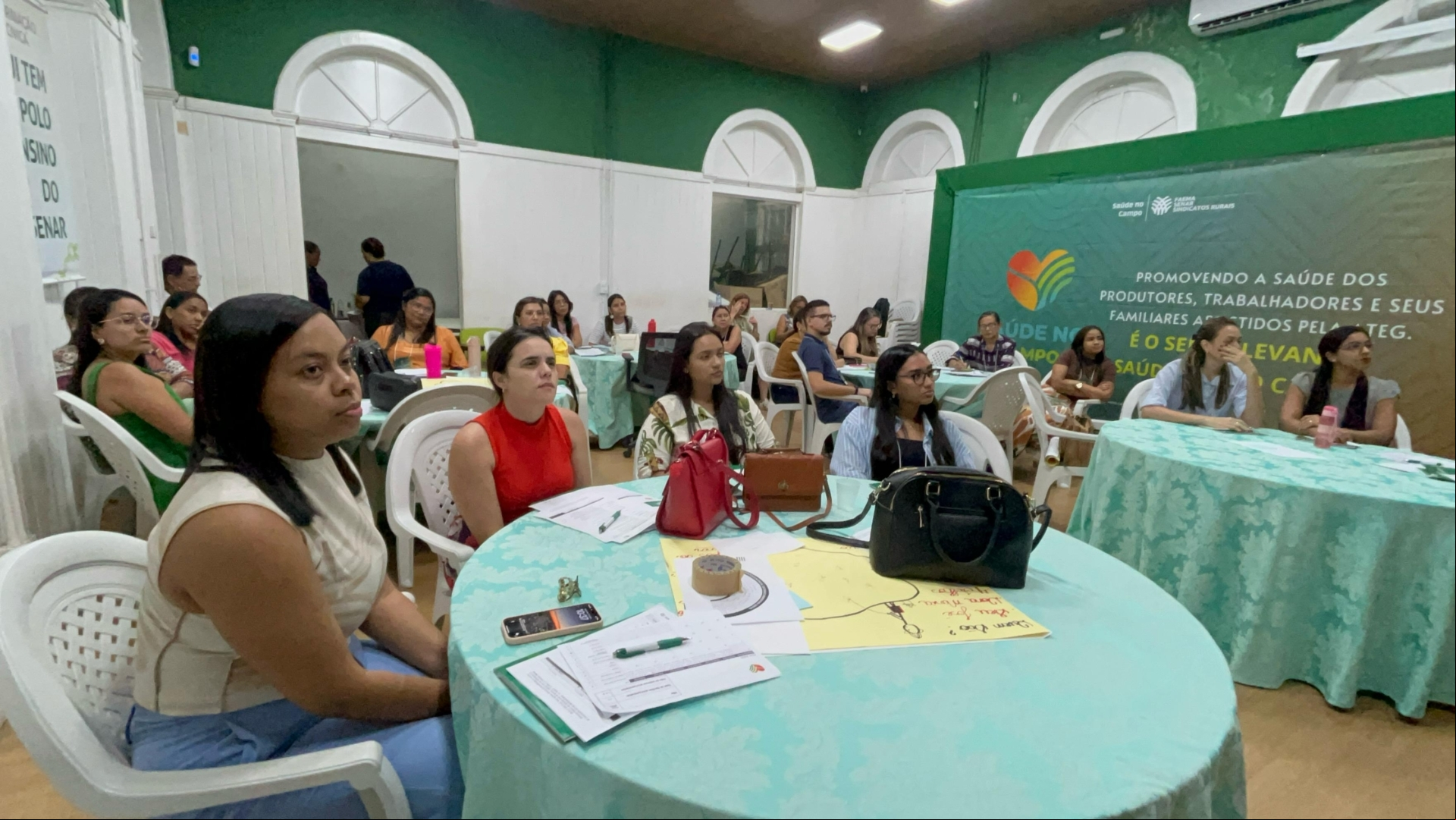 Profissionais da saúde são capacitados para o Programa Saúde no Campo